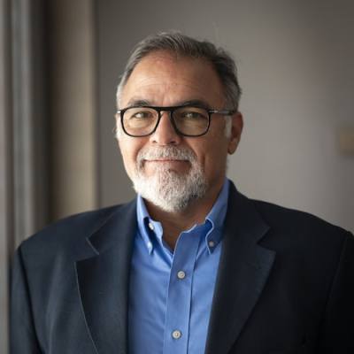 Enrique Arellano.